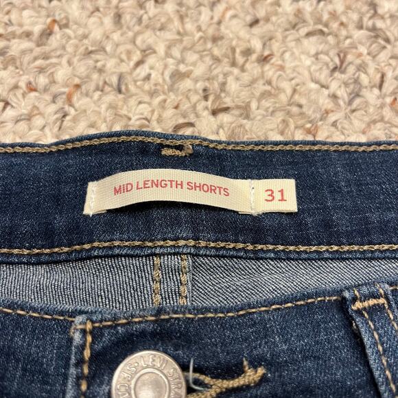Levi's Denim Mid Length Shorts Womens Sz 31 Inseam 4 Dark Wash Cuff Stretch - Picture 9 of 9